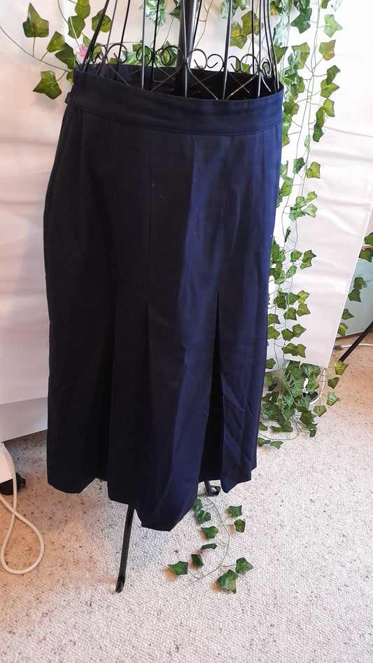 Skirt - Mt Designs Pleated Business Size S/10