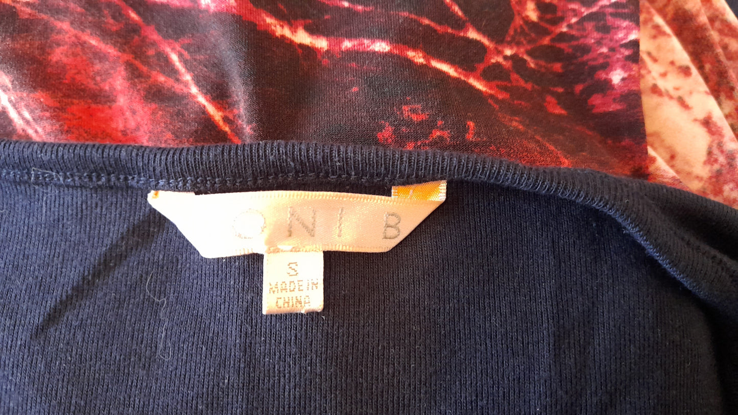 T-shirt - Noni B Navy T-Shirt. Size M/12