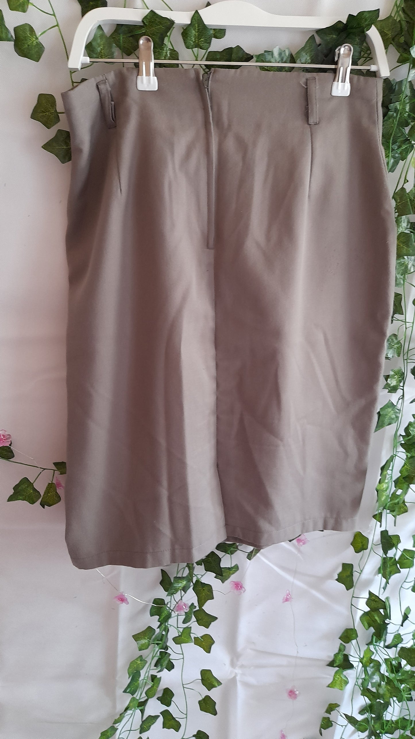 Skirt - Stateline Stone Business Size 14 (small sizing)