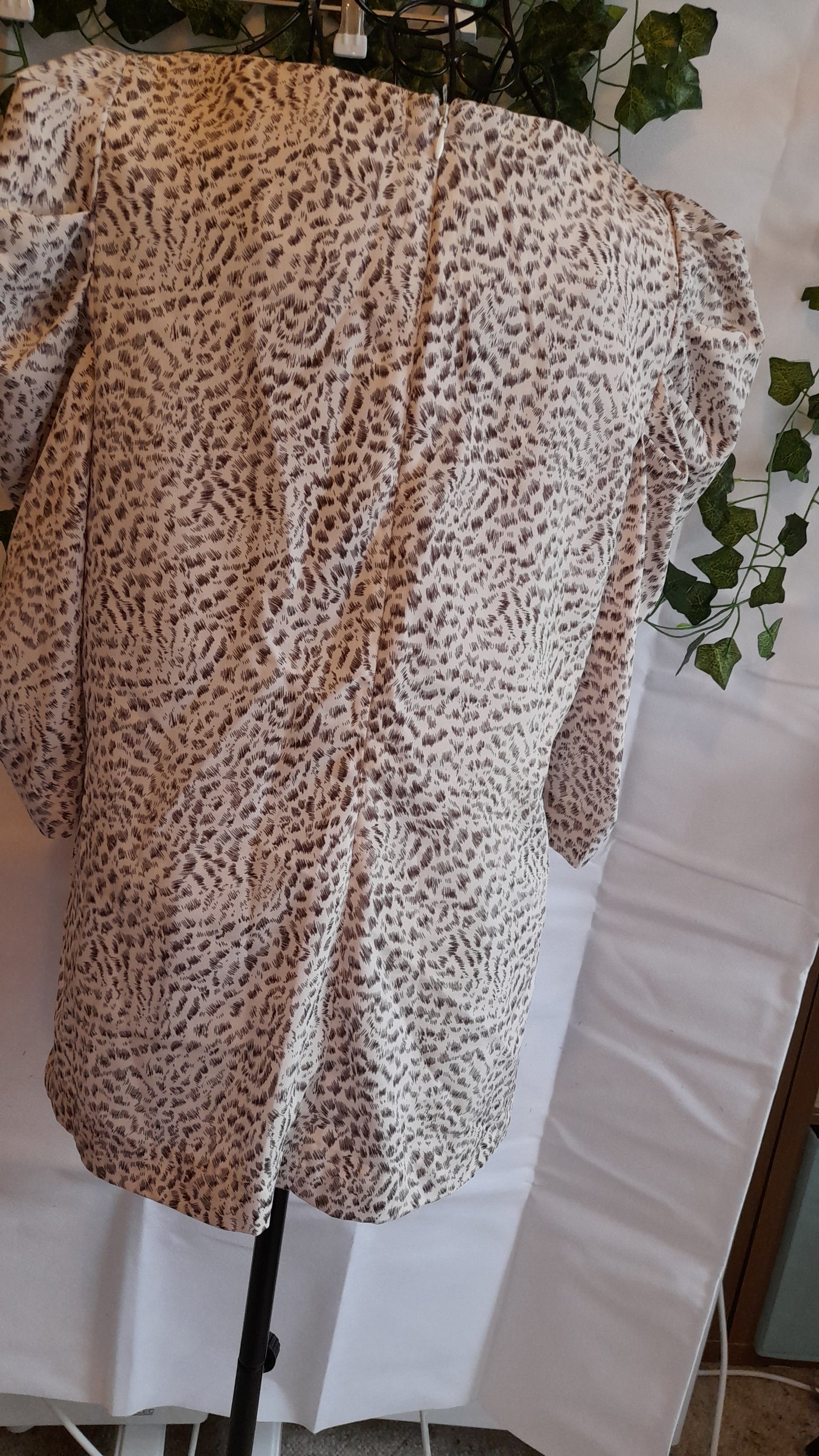 Top - Barkins White & Brown Flutter Sleeve Print. Size 14.