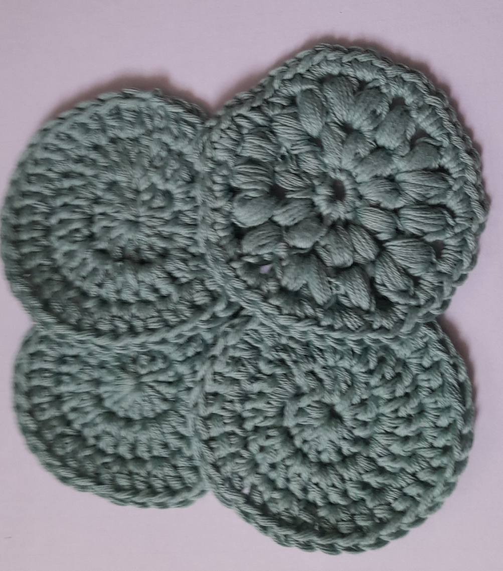 Organic Cotton Face Scrubbies (Make Up Wipes) - 4 Pack