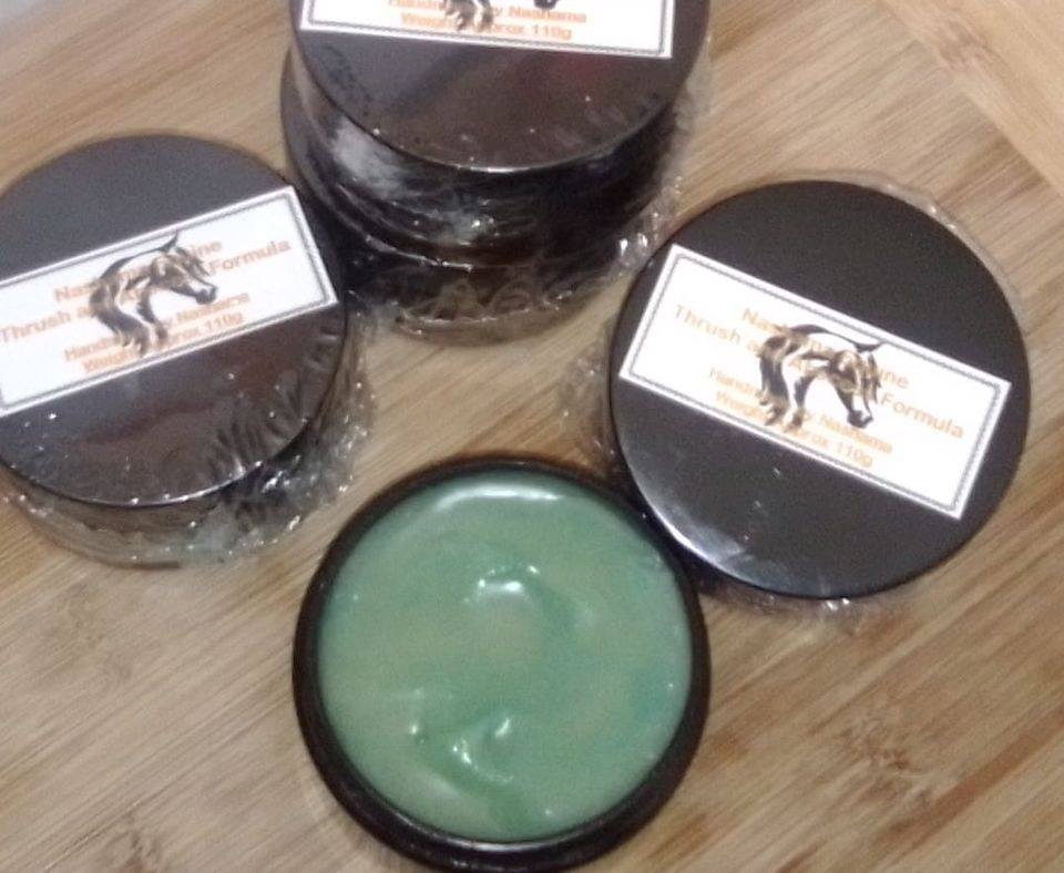 Nashama Equine Hoof Thrush and Abscess Formulation