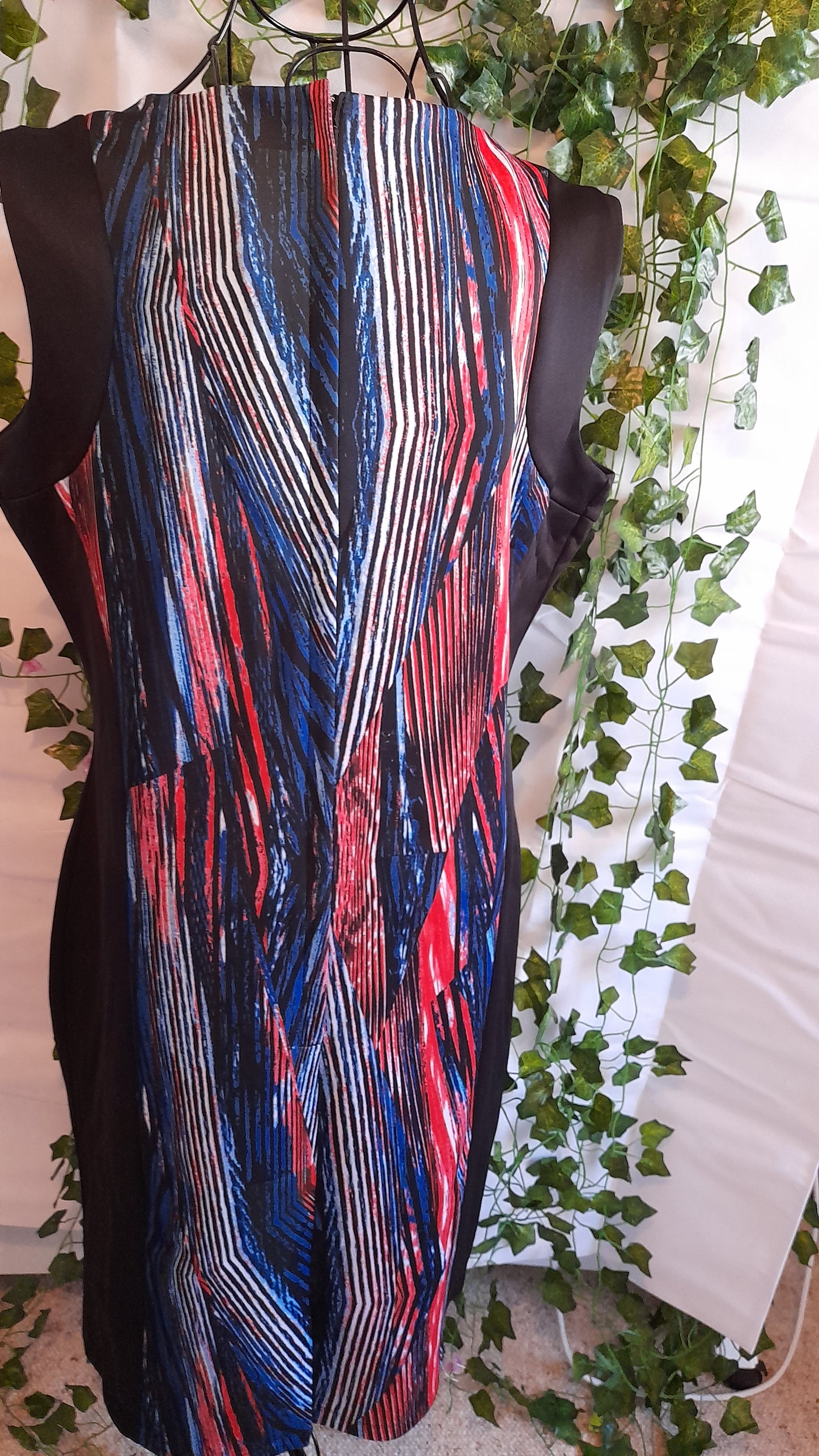 Dress - Liz Jordan Black & Pin Striped Size 14