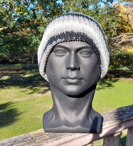 Winter Unicorn Knitted Beanie M Adult - 100% Acrylic
