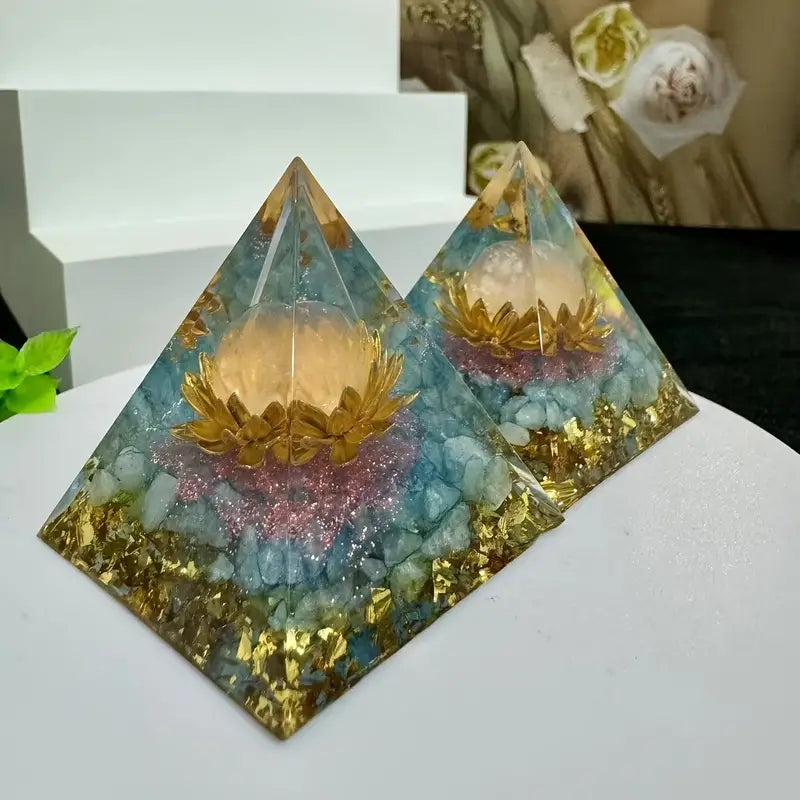 Orgone Generator Crystal Pyramid - Flower of Life with Selenite